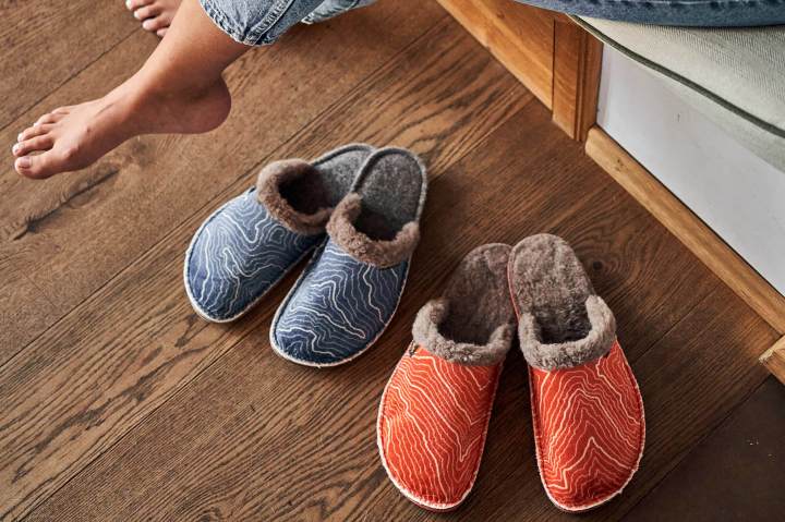 Hüttenschuhe aus Skifellresten von Doghammer