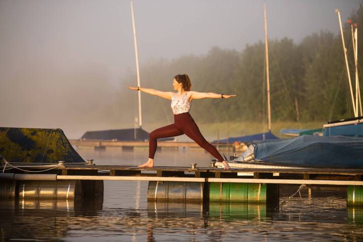 Krieger 2 Yoga für Mountainbiker